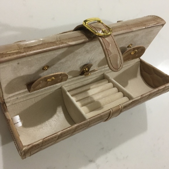 Mock Croc Travel Jewelry Case - Picture 3 of 4